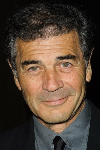 Photo of actor Robert Forster