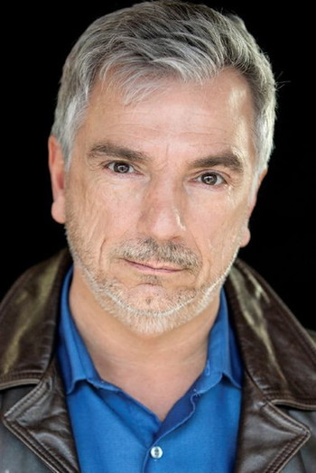 Photo of actor Richard Jutras