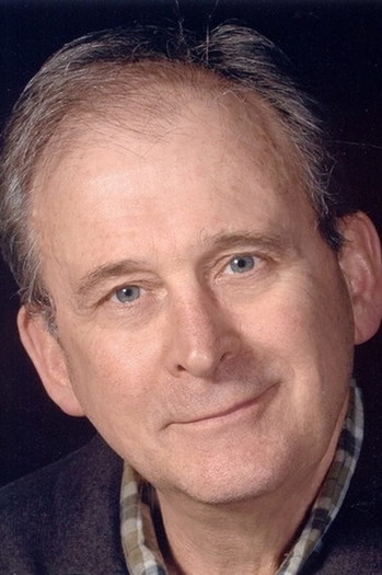 Photo of actor Dan Flannery