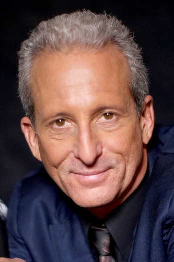 Photo of actor Bobby Slayton