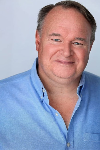 Photo of actor Tom McGowan