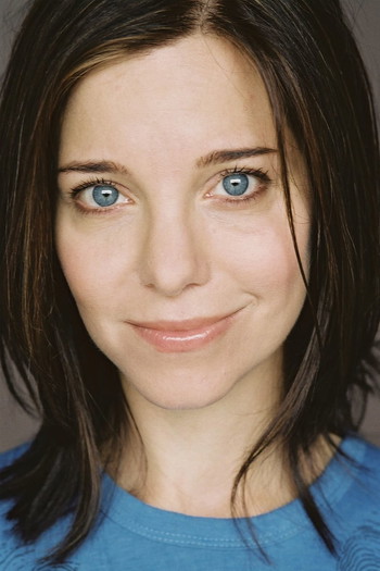 Photo of actress Laura Heisler