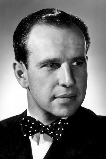 Photo of actor Hume Cronyn