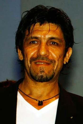 Photo of actor Víctor Hugo Carrizo