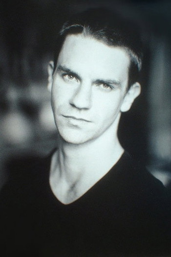 Photo of actor Dara Coleman