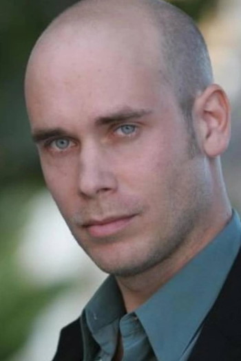 Photo of actor Shane Woodson