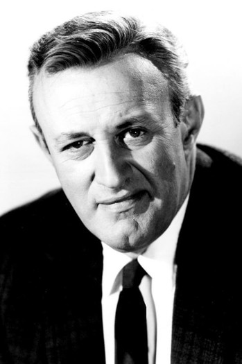 Photo of actor Lee J. Cobb