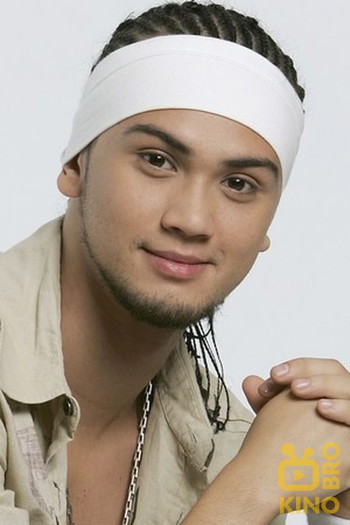 Photo of actor Billy Crawford