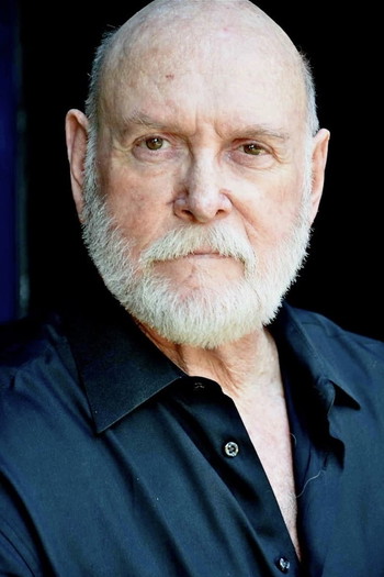 Photo of actor Lee de Broux