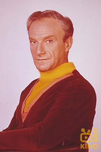 Photo of actor Jonathan Harris