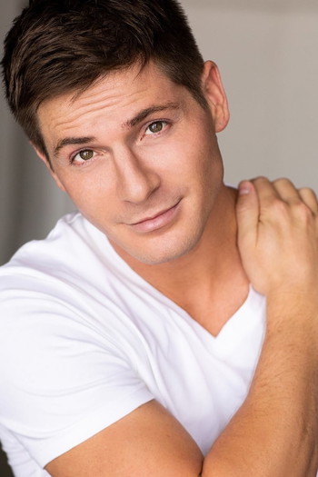 Photo of actor Robert Palmer Watkins