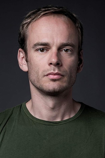 Photo of actor Thomas Ryckewaert