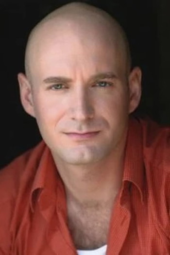 Photo of actor Colin Decker