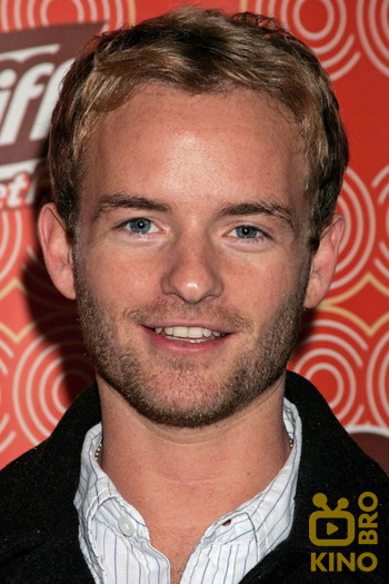 Photo of actor Christopher Masterson