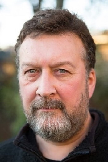 Photo of actor Ian Burfield