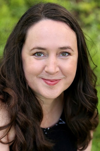 Photo of actor Emma Turner