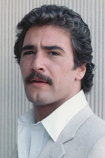 Photo of actor Lee Horsley