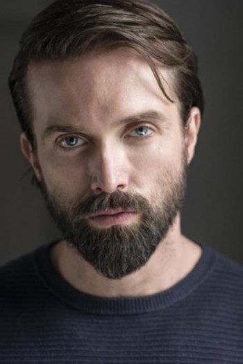 Photo of actor Emmett Scanlan