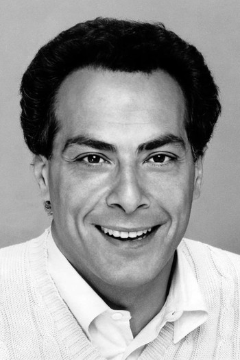 Photo of actor Richard Romanus