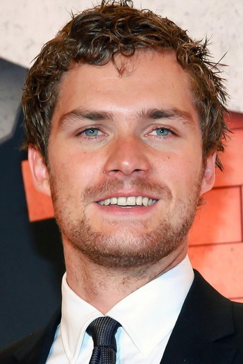 Photo of actor Finn Jones