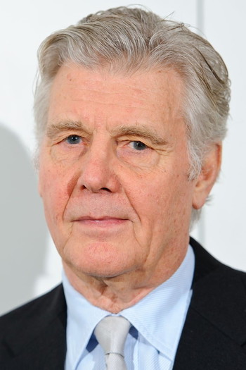 Photo of actor James Fox