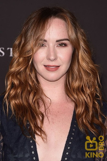 Фото актрисы Camryn Grimes