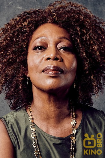 Photo of actress Alfre Woodard