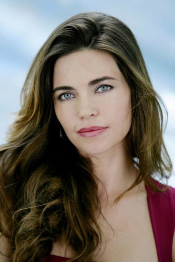 Фото актрисы Amelia Heinle