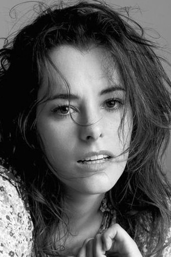 Photo of actress Parker Posey