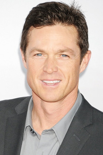 Photo of actor Eric Close