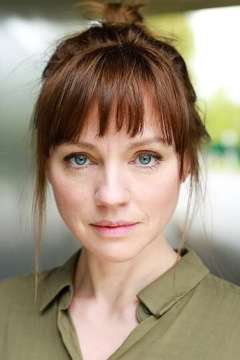 Photo of actress Melanie Gutteridge