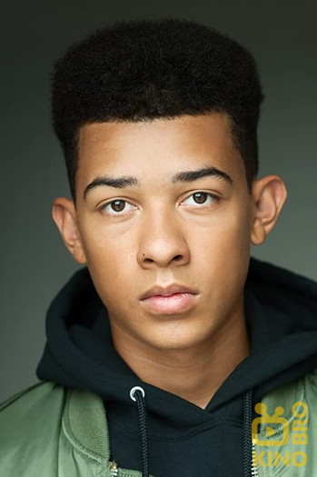 Photo of actor Zavien Garrett