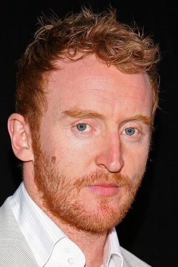 Photo of actor Tony Curran