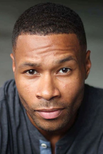 Photo of actor Karon Riley