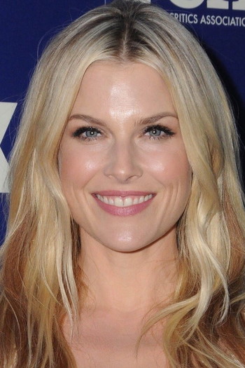 Photo of actress Ali Larter