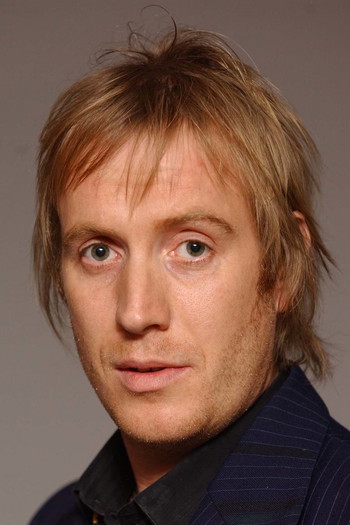 Photo of actor Rhys Ifans