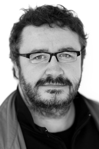 Photo of actor Mark Benton