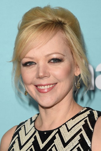 Photo of actress Emily Bergl