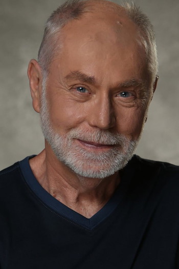 Photo of actor Robert David Hall