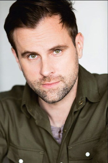 Photo of actor Aaron Blakely