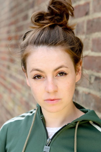 Photo of actor Sarah Hoare