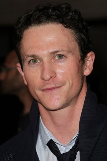 Photo of actor Jonathan Tucker