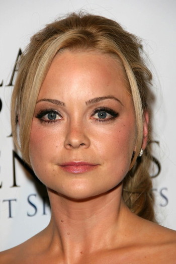 Photo of actress Marisa Coughlan