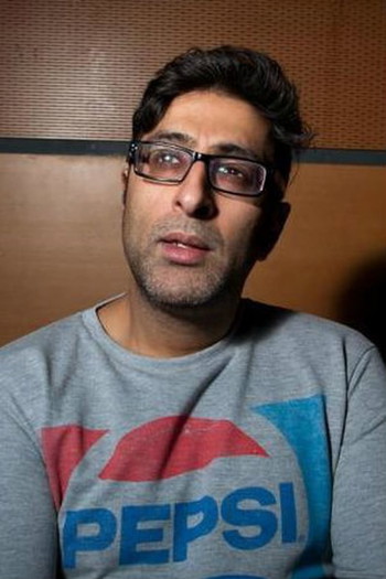 Photo of actor Sanjeev Kohli