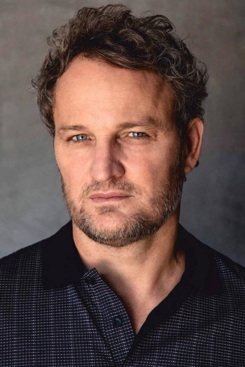 Photo of actor Jason Clarke