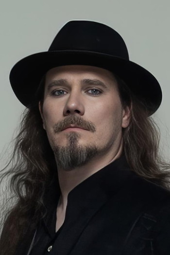 Photo of actor Tuomas Holopainen