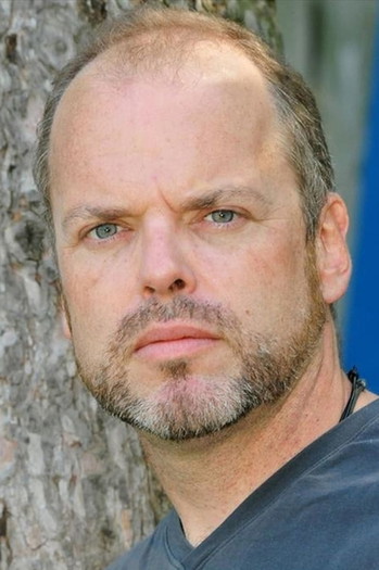 Photo of actor Kevin Woodhouse