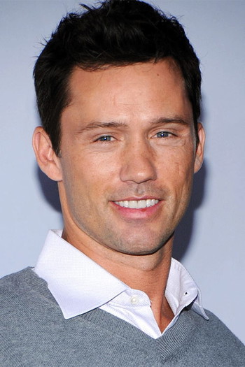 Photo of actor Jeffrey Donovan