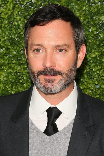 Photo of actor Thomas Lennon