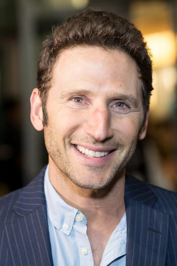 Photo of actor Mark Feuerstein